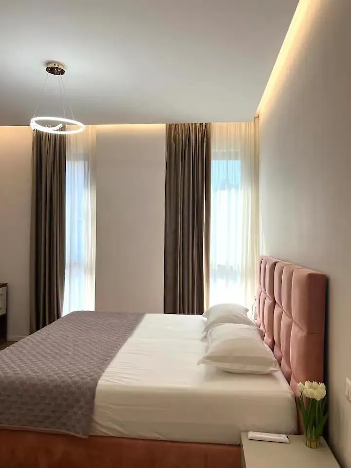 Lindi' Apartment 2 5 Tirana Albania